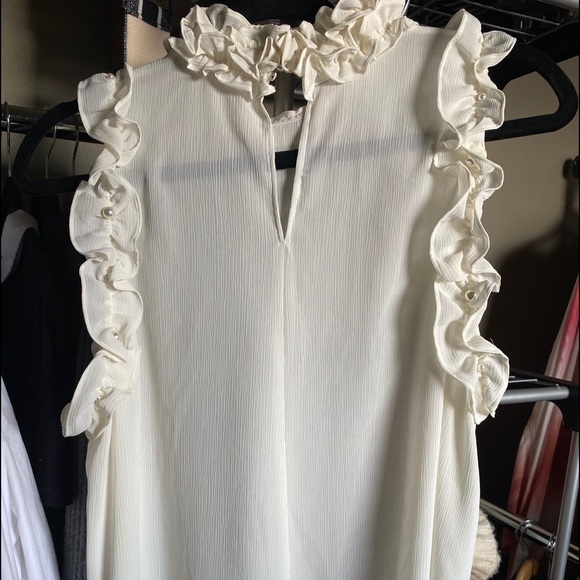 ZARA Frilly blouse 🥰 - Picture 4 of 11